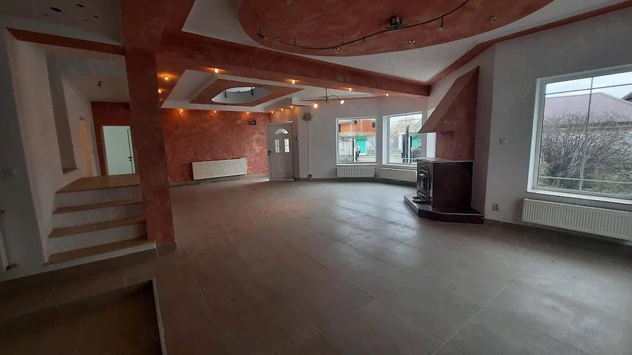 Casă cu Teren 500 Mp în Mocira