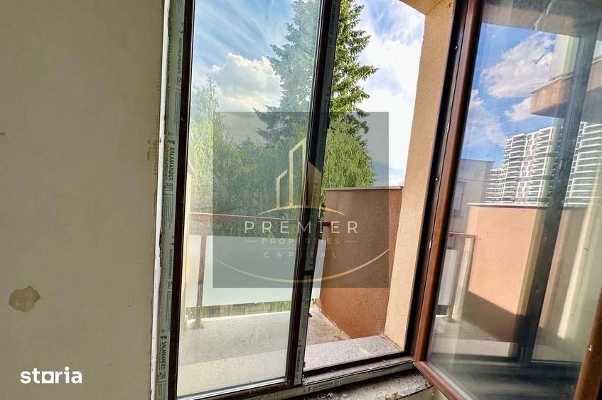 Apartament cu 3 camere decomandat în Aviației