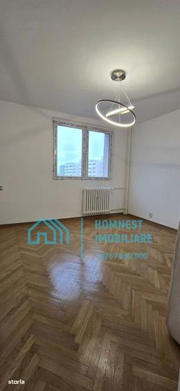 Apartament cu 3 camere semidecomandat în Titan