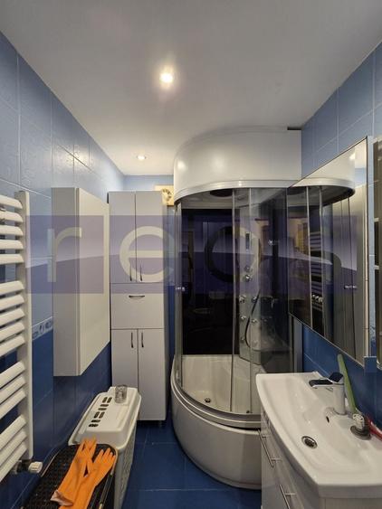 Apartament cu 3 camere în Dristor