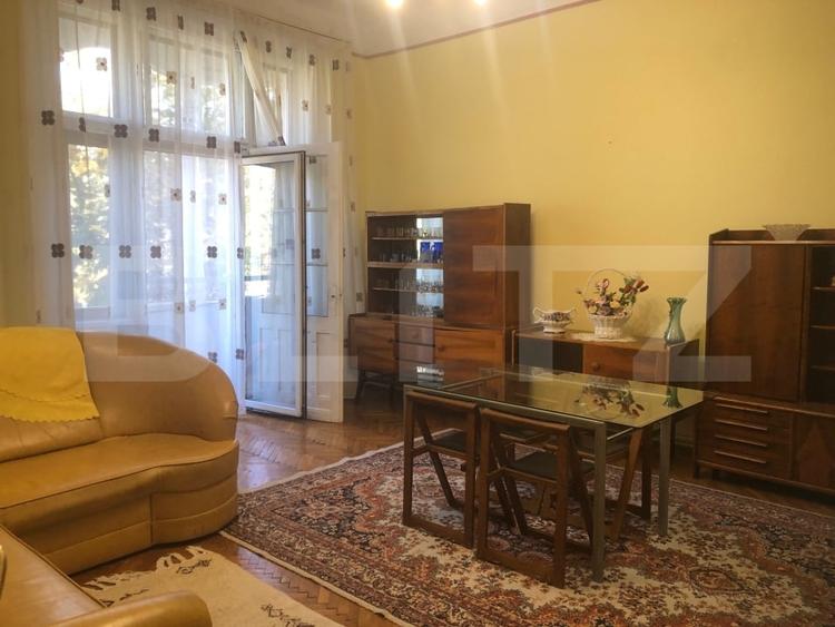 Apartament cu 2 camere semidecomandat, mobilat în Central