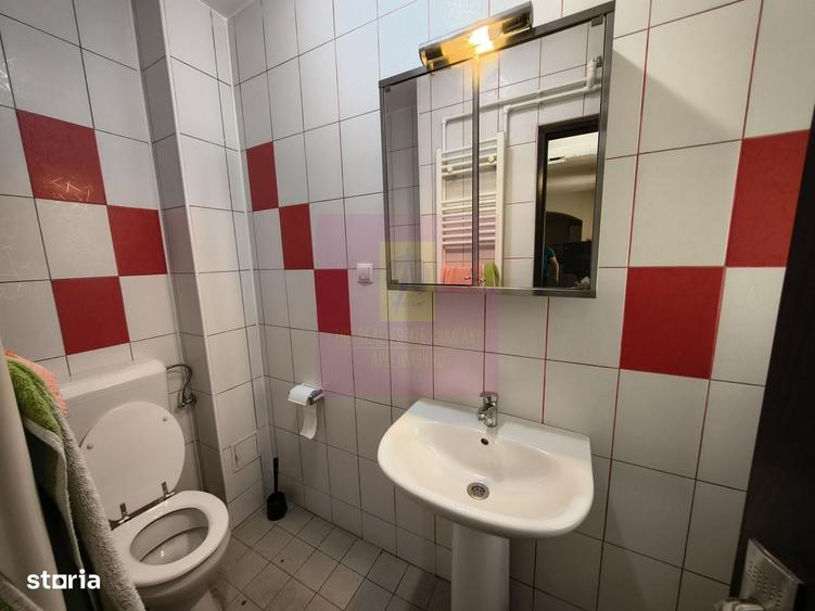 Casă cu 4 camere în Antiaeriană