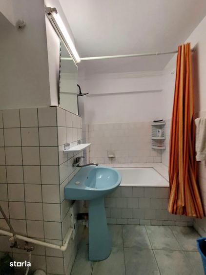 Apartament confortabil si racoros, 3 camere cu centrala pe gaz, Inel I - 7