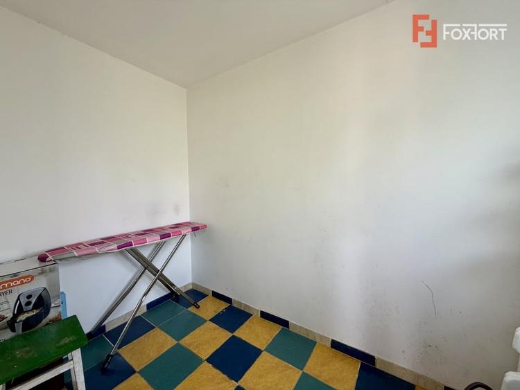Apartament cu 2 camere decomandat, mobilat în Dumbrăvița
