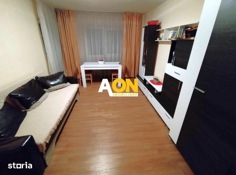 Apartament cu 3 camere decomandat, mobilat în Cetate