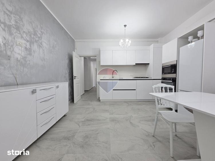 Apartament cu 3 camere în Sud
