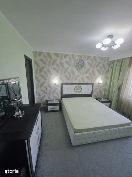 Casă cu 7 camere cu Teren 416 Mp în Chiajna