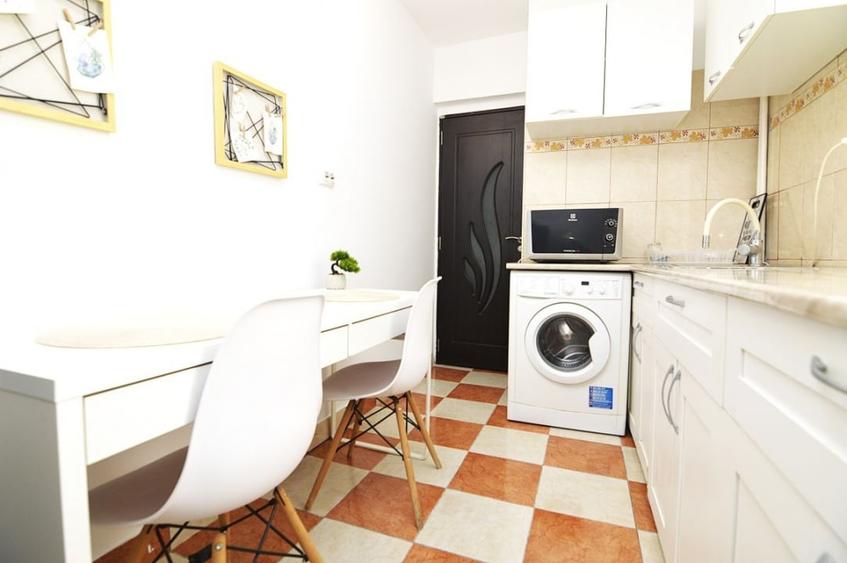 Apartament cu 2 camere decomandat, mobilat în Tineretului