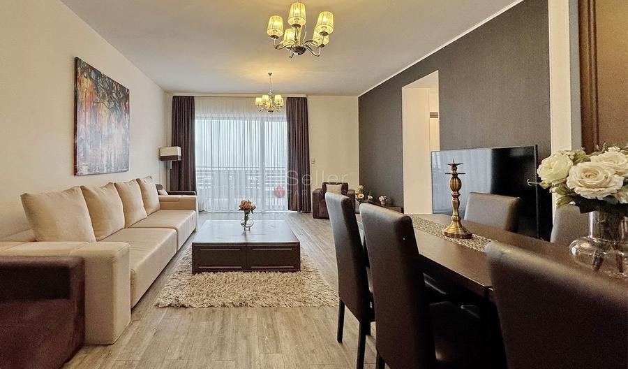 Apartament cu 4 camere decomandat, mobilat în Poiana Brașov