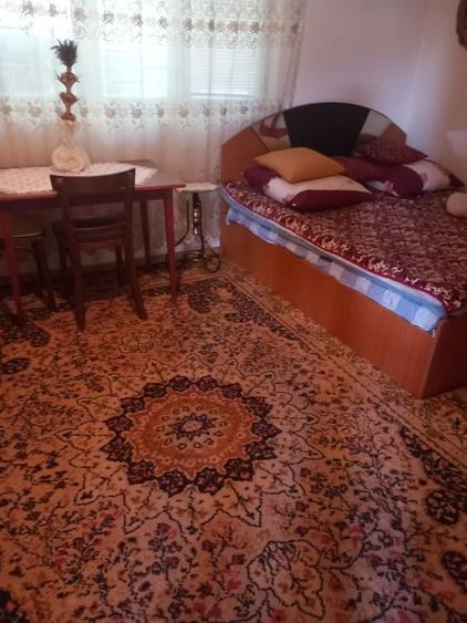 Casă cu 4 camere în Stroiești