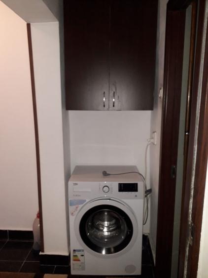 Apartament cu 3 camere decomandat în Gura Văii