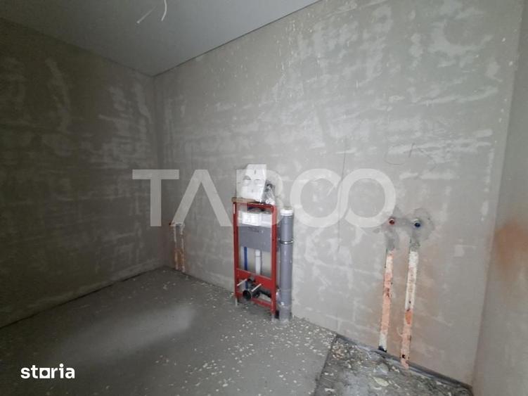 Casă cu 3 camere decomandat cu Teren 103 Mp în Cristian