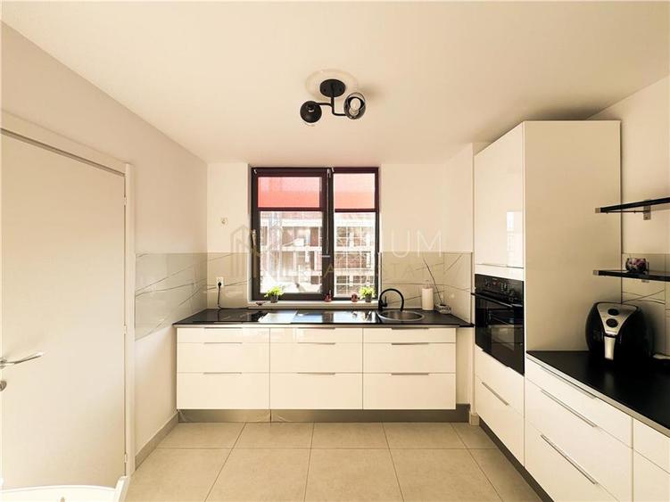 Apartament cu 4 camere decomandat, mobilat în Herăstrău
