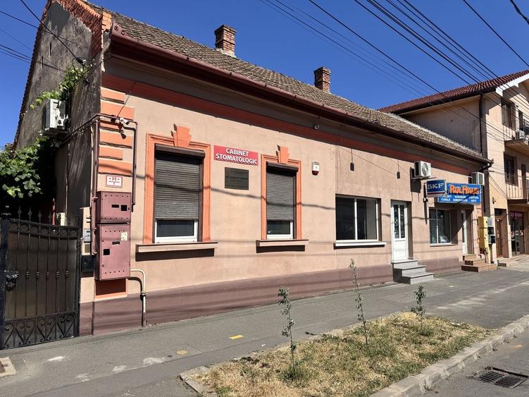 Spațiu comercial, de 42 mp, în Central