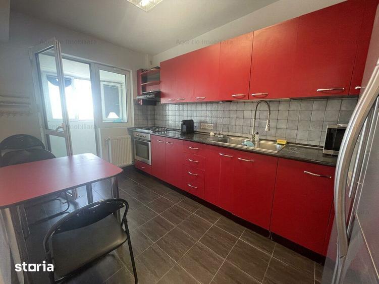 Apartament cu 3 camere, mobilat în Pantelimon