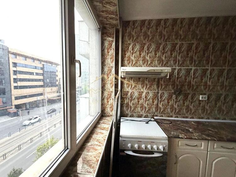 Apartament cu 2 camere semidecomandat în Dorobanți