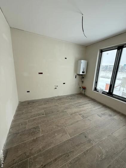 Casă cu 3 camere cu Teren 250 Mp în Braytim