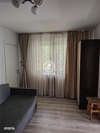 Apartament cu 2 camere nedecomandat în Podu Roș