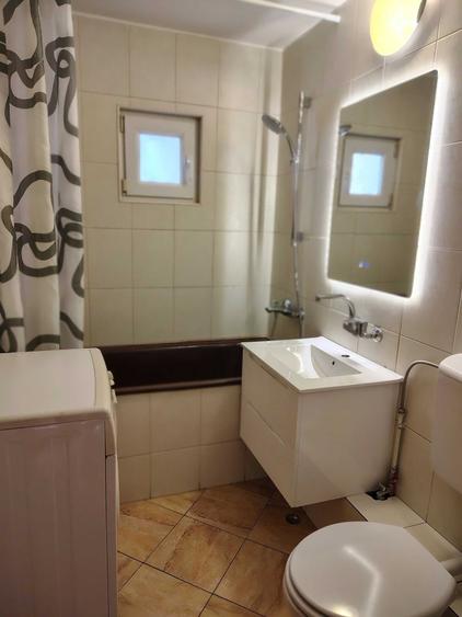 Apartament cu 2 camere decomandat în Mărăști
