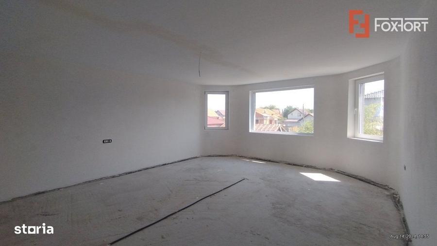 Casă cu 4 camere cu Teren 521 Mp în Utvin
