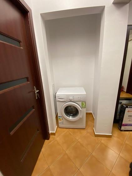 Apartament cu 2 camere decomandat în Ostroveni