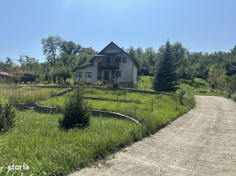 Casă cu 3 camere în Șoimari