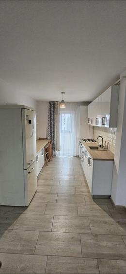 Apartament cu 2 camere decomandat în Florești