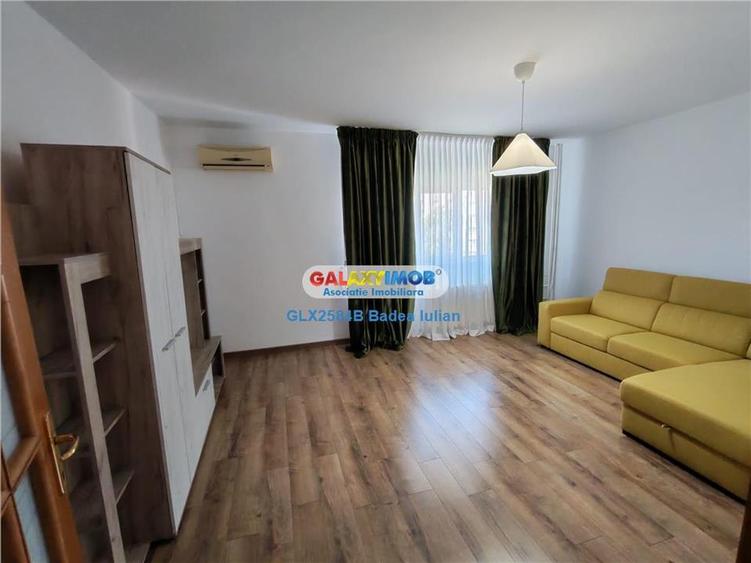 Apartament cu 3 camere decomandat, mobilat în Vitan