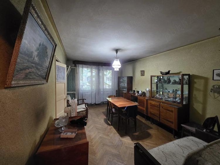 Apartament cu 2 camere semidecomandat în Central