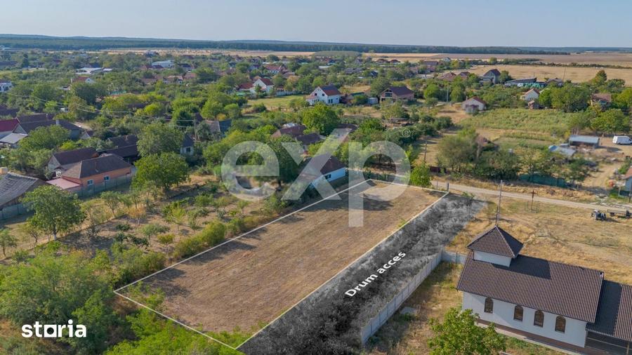Teren de 1363 mp, în Nojorid