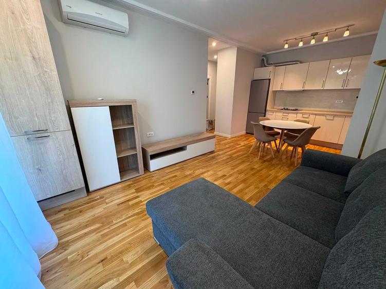 Apartament cu 2 camere decomandat în Străulești