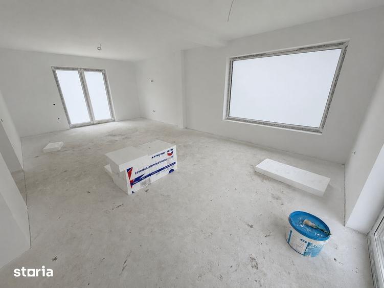 Casă cu 4 camere cu Teren 330 Mp în Ștrand