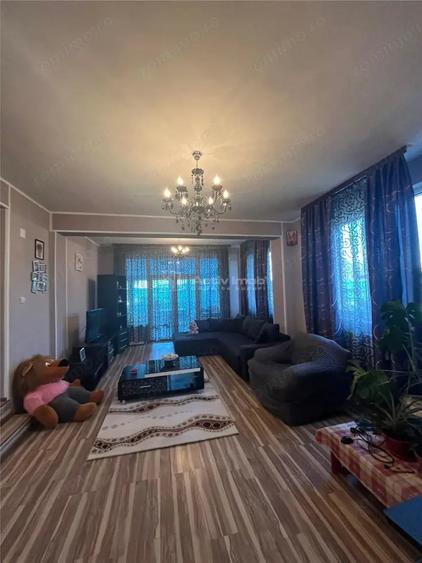 Casă cu Teren 2000 Mp în Central