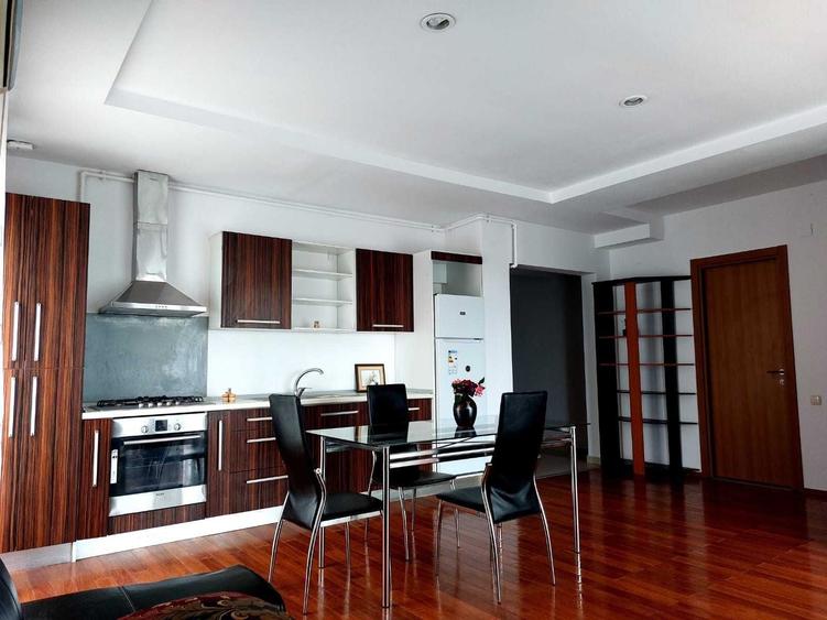 Apartament cu 2 camere semidecomandat în Ștefăneștii de Jos