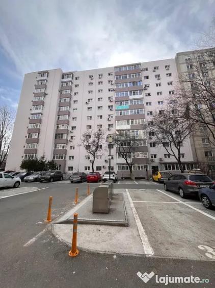 Apartament cu 3 camere decomandat în Gorjului
