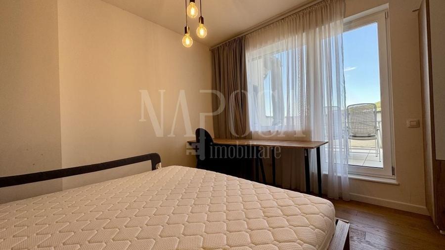 Apartament cu 3 camere semidecomandat în Florești