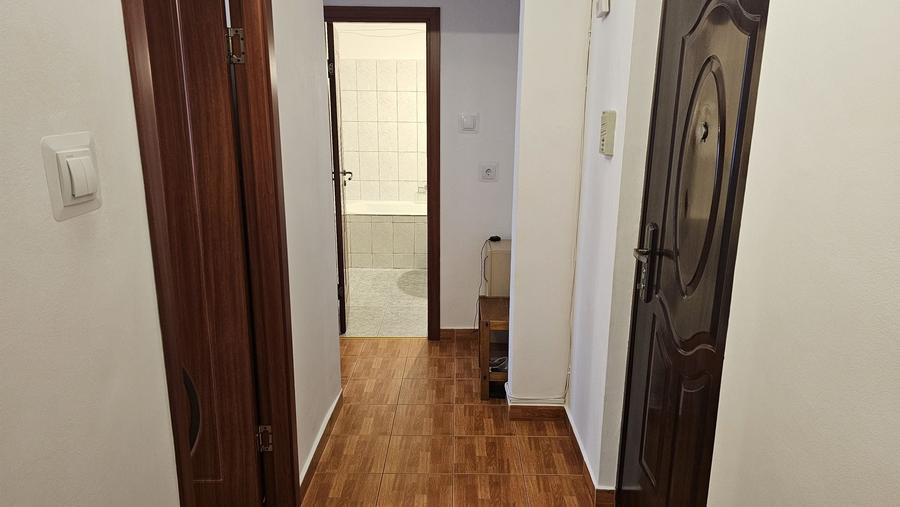 Inchiriez apartament 2 camere Unirii etajul 1 - 270 euro - 5