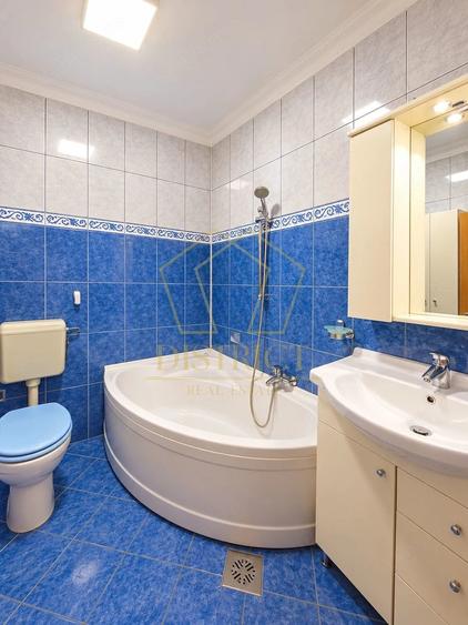 Casă cu 3 camere cu Teren 250 Mp în Girocului