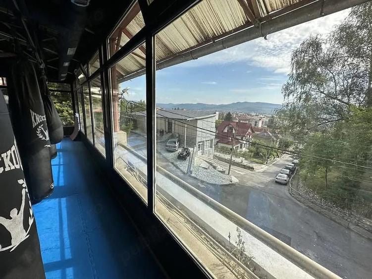 Spațiu comercial, de 75 mp, în Central