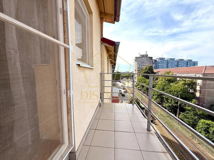 Apartament cu 3 camere decomandat în Șagului
