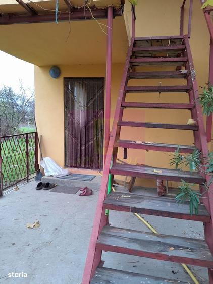 Casă cu 3 camere cu Canalizare în Bărcănești