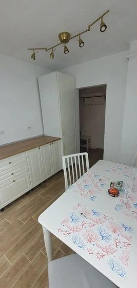 Apartament cu 2 camere decomandat în Micro 3