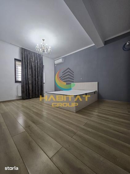 Casă cu 5 camere cu Teren 400 Mp în Central