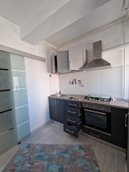 Apartament cu 2 camere decomandat în Exterior Vest