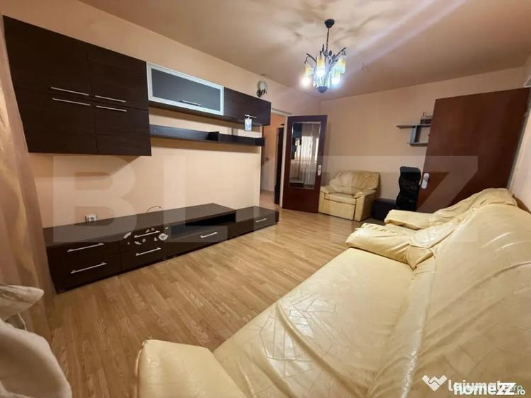 Apartament cu 2 camere semidecomandat în Micro 6