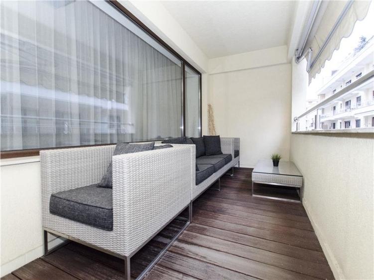 Apartament cu 4 camere semidecomandat în Ultracentral