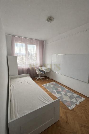 Apartament cu 3 camere semidecomandat, mobilat în Grigorescu