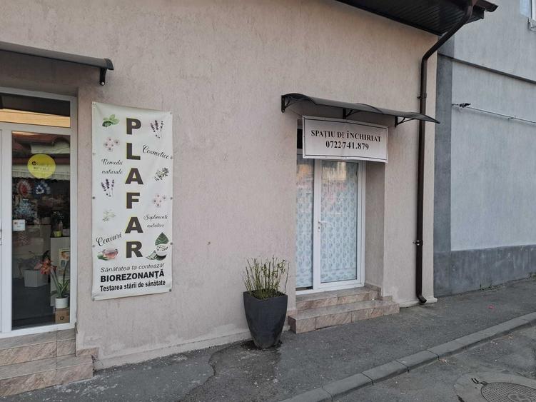 Spațiu comercial, de 32 mp, în Central
