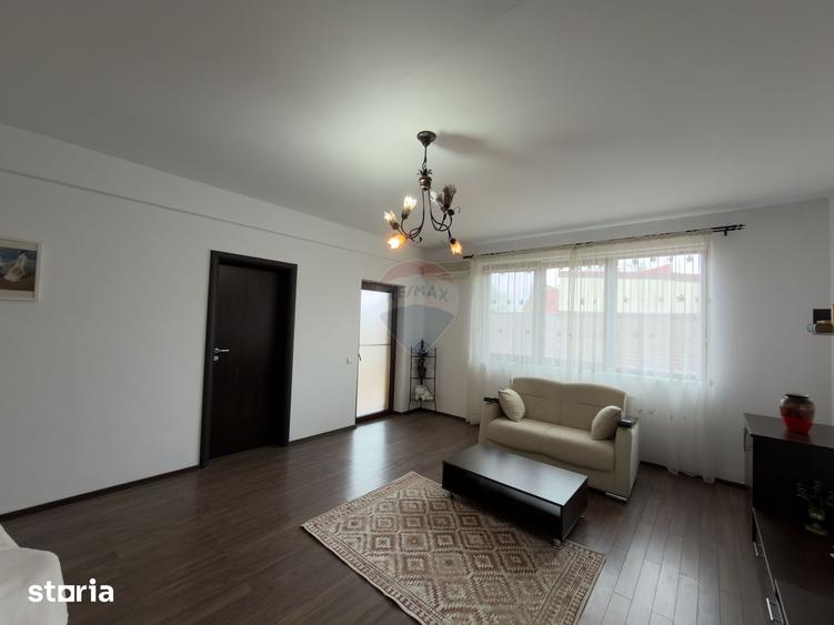 De inchiriat, casa 5 camere, zona Giulesti - 16