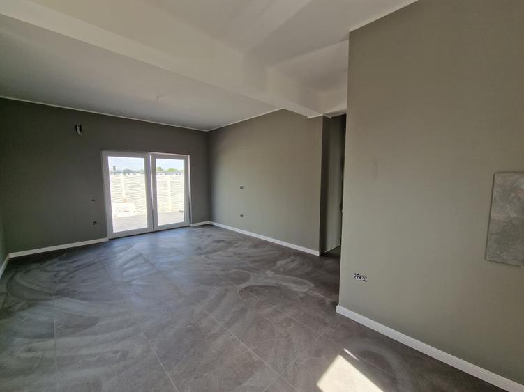 Casă individuală cu 3 camere cu Teren 280 Mp în Berceni